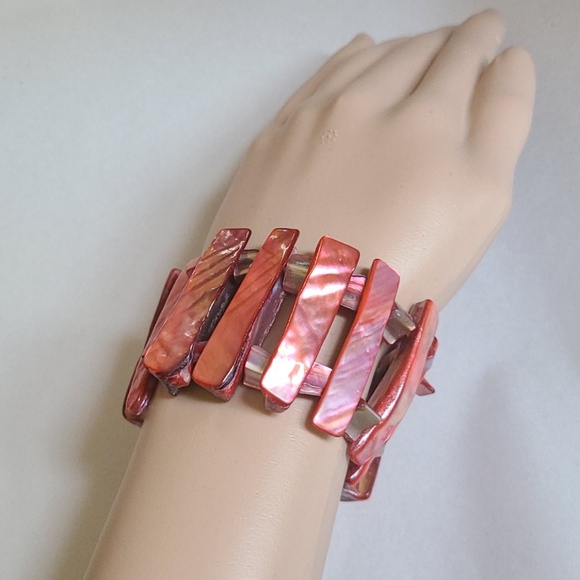 💥4/$20 ABALONE Pink Colored Stretch Bracelet - Picture 8 of 9